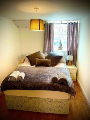 T-post guest house